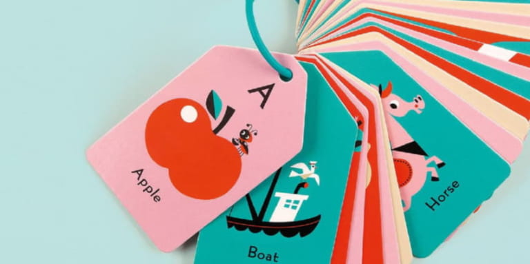 Học tiếng Anh qua flashcard đang là một phương pháp rất được ưa chuộng ở các nước phát triển và cả ở Việt Nam