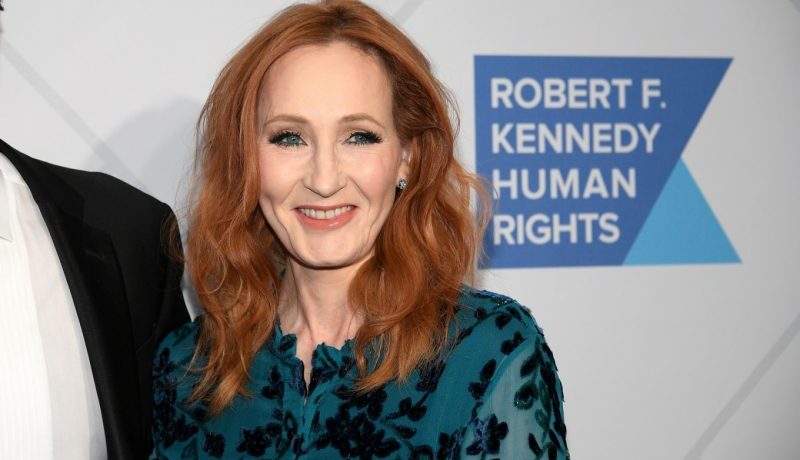 J. K. Rowling đã từng trải qua giai đoạn đáy vực của cuộc đời