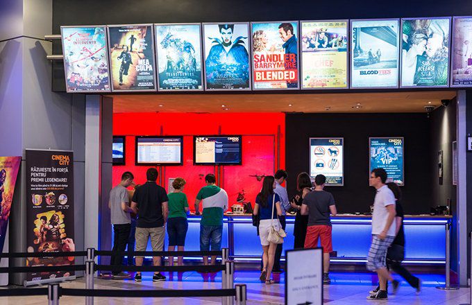 Học tiếng Anh theo chủ đề - Mua vé xem phim