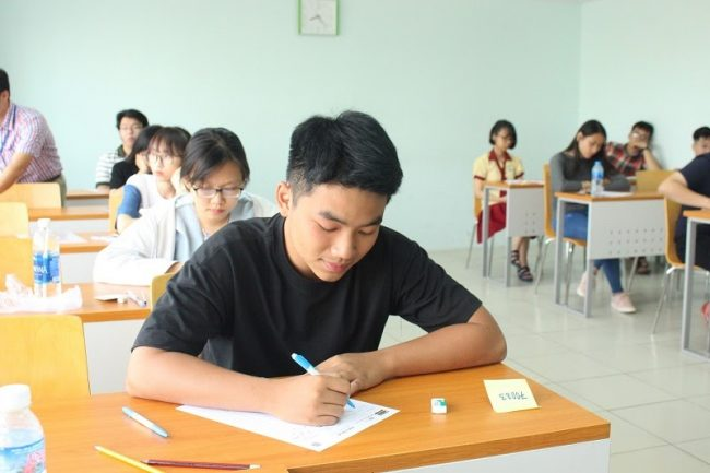 Thí sinh tự do cần lưu ý thủ tục hồ sơ và lịch thi THPT Quốc gia 2023