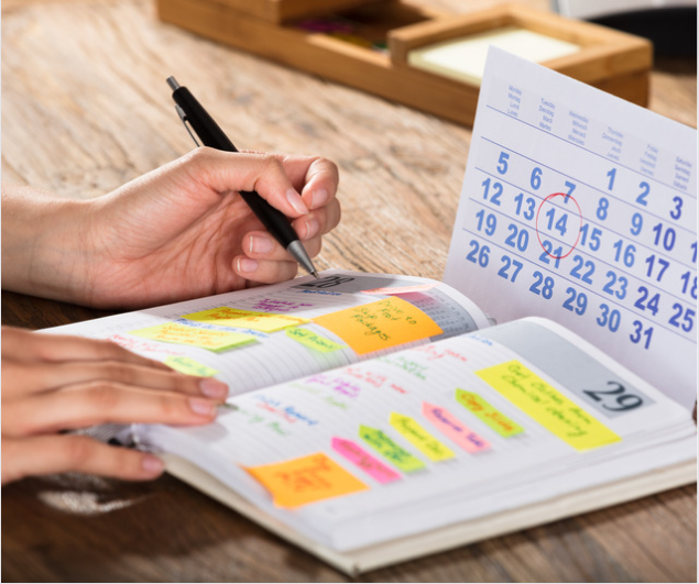 Sắp xếp lịch học và ôn tập từ vựng tiếng Anh mỗi ngày