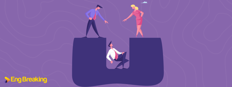 blame đi với giới từ gì